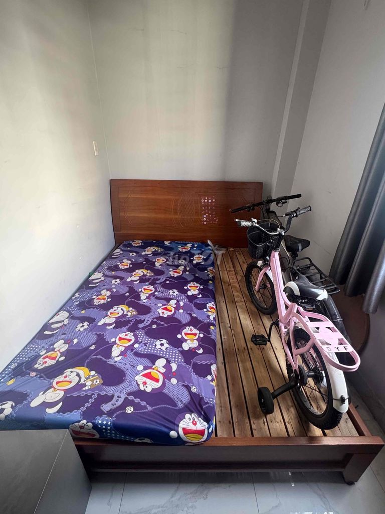 Giường ngủ Gỗ 1m8x2m Mới 95%. Mua bán Giường, chăn ga gối nệm tại Thành phố Biên Hòa Đồng Nai được đăng bởi hoàng vũ hình 1