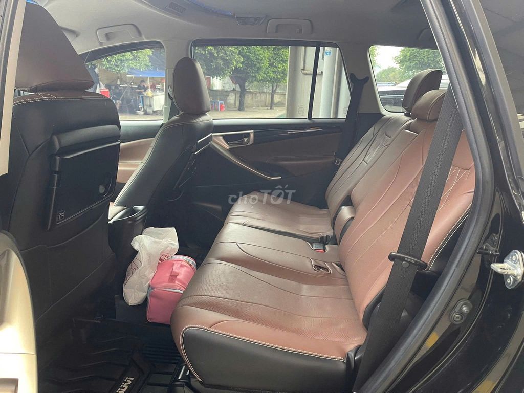 Toyota Innova 2018 2.0 Venturer, gia đình, 1 chủ. Mua bán Ô tô tại Quận Tân Phú Tp Hồ Chí Minh được đăng bởi Thành Nam Toyota  hình 9