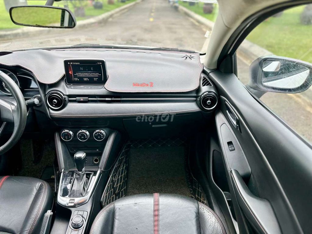 Mazda 2 2018 Trắng 5 chỗ. Mua bán Ô tô tại Thành phố Huế Thừa Thiên Huế được đăng bởi Duy Thế hình 3