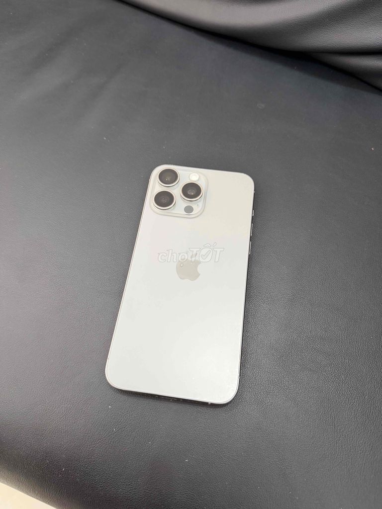 Apple iPhone 15 Pro Max 256GB Bạc. Mua bán Điện thoại tại Thành phố Thủ Đức Tp Hồ Chí Minh được đăng bởi trần tấn tài hình 1