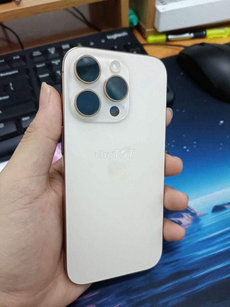 Apple iPhone 16 Pro Vàng VN/A. Mua bán Điện thoại tại Quận Tân Phú Tp Hồ Chí Minh được đăng bởi Dinh Dinh hình 1