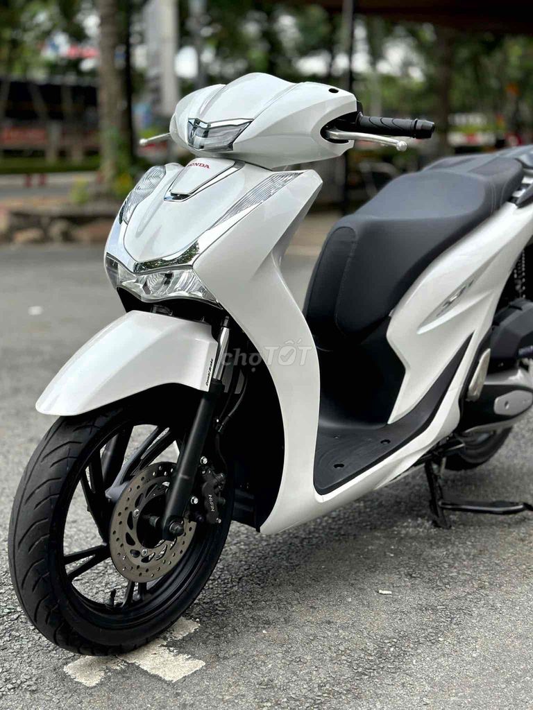 🛑Sh 125cc 2022 chính chủ ký giây