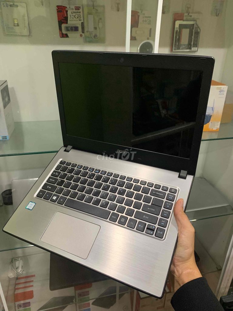 Thanh lý cây laptop đời cao