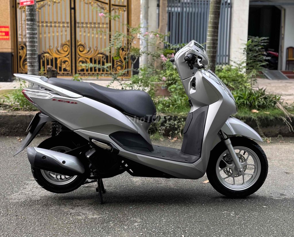 honda Lead 4val xám bạc màu siêu hót 9 chủ. Mua bán Xe máy tại Quận Gò Vấp Tp Hồ Chí Minh được đăng bởi CHXM 86 chuyên bán xe trả góp hình 5