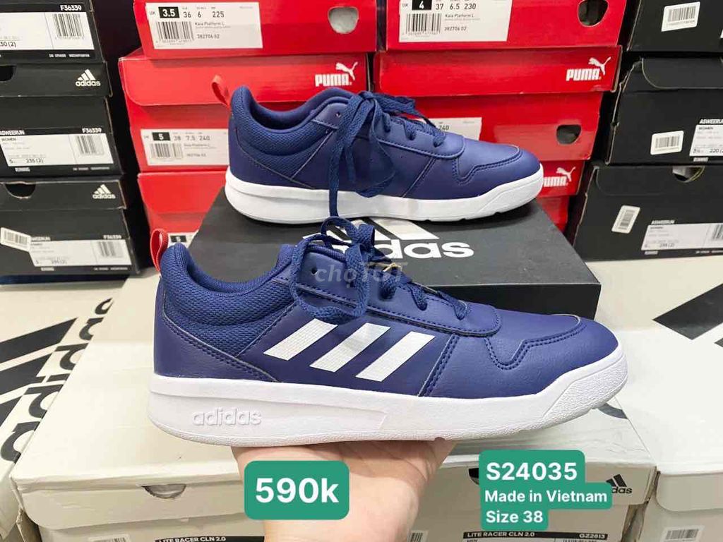 Giày Adidas S24035 chính hãng full box, mới 100%