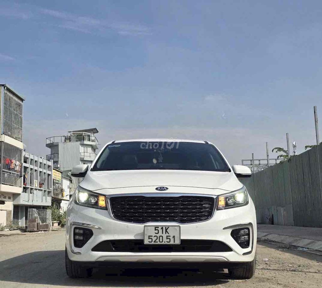Kia Sedona 2.2 DAT LUXURY 2021 - 80000km. Mua bán Ô tô tại Quận Bình Tân Tp Hồ Chí Minh được đăng bởi Lê Văn hình 1