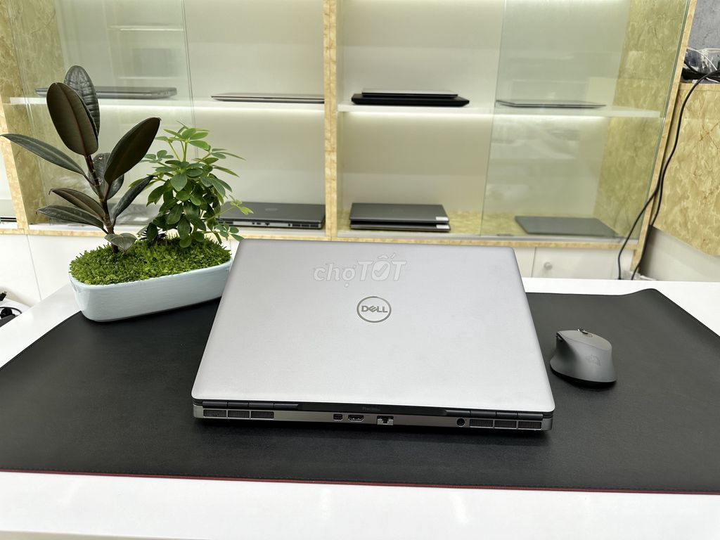 Dell Precision 7550 i7/32/1TB RTX 4000 Like New