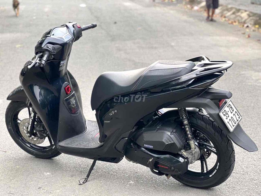 Honda SH 125i 2021 CBS Đen bstp nợ xấu trả 50% ạ. Mua bán Xe máy tại Quận Bình Tân Tp Hồ Chí Minh được đăng bởi Xe Máy Qúy Le hình 5