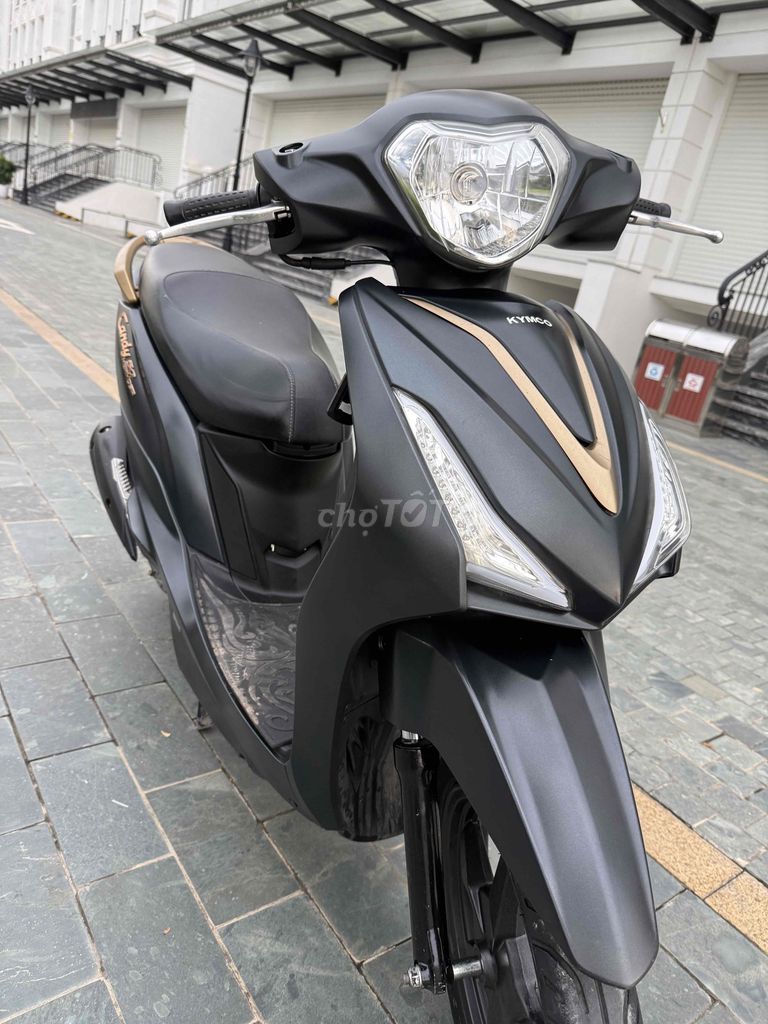 Конфеты Kymco Hermosa 50 куб. см 2023, черные, 4000 мм