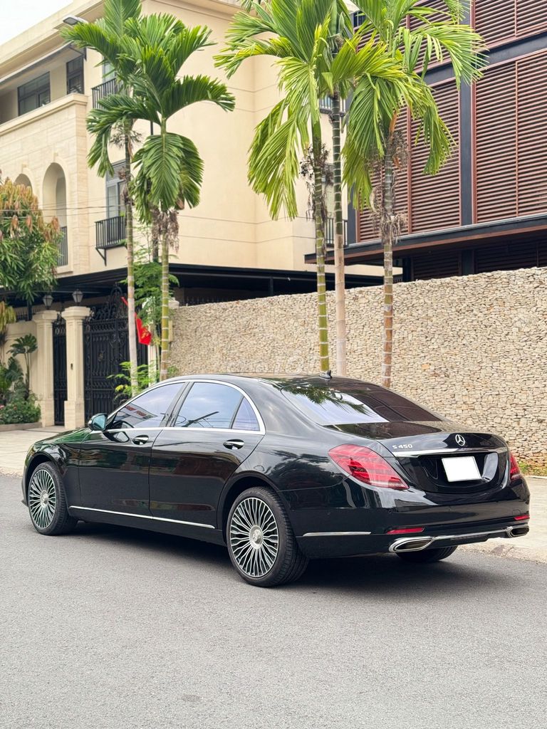 Mercedes-Benz S-Class 2018 photo 3