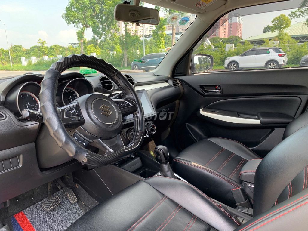 Suzuki Swift GLX 1.2 AT 2018, đi ít trong tầm giá. Mua bán Ô tô tại Quận Long Biên Hà Nội được đăng bởi Long Biên Cars hình 9