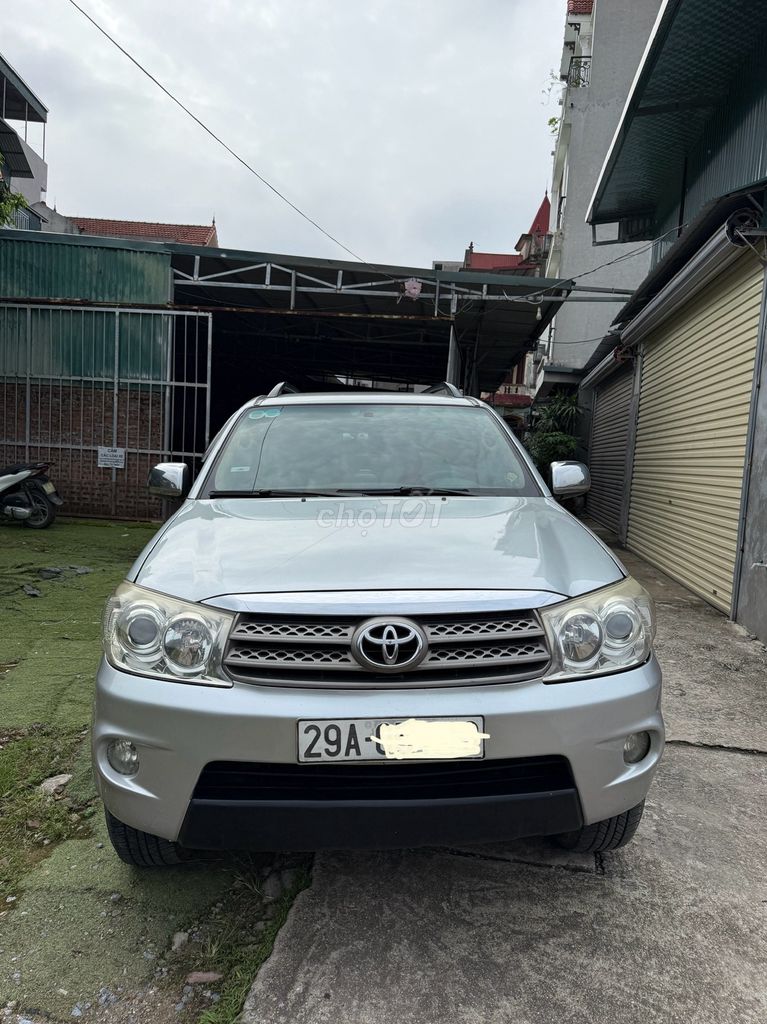 Toyota Fortuner 2010 2.7V 4x4 AT - 220000 km. Mua bán Ô tô tại Quận Bắc Từ Liêm Hà Nội được đăng bởi Nguyễn Thành Trung hình 3