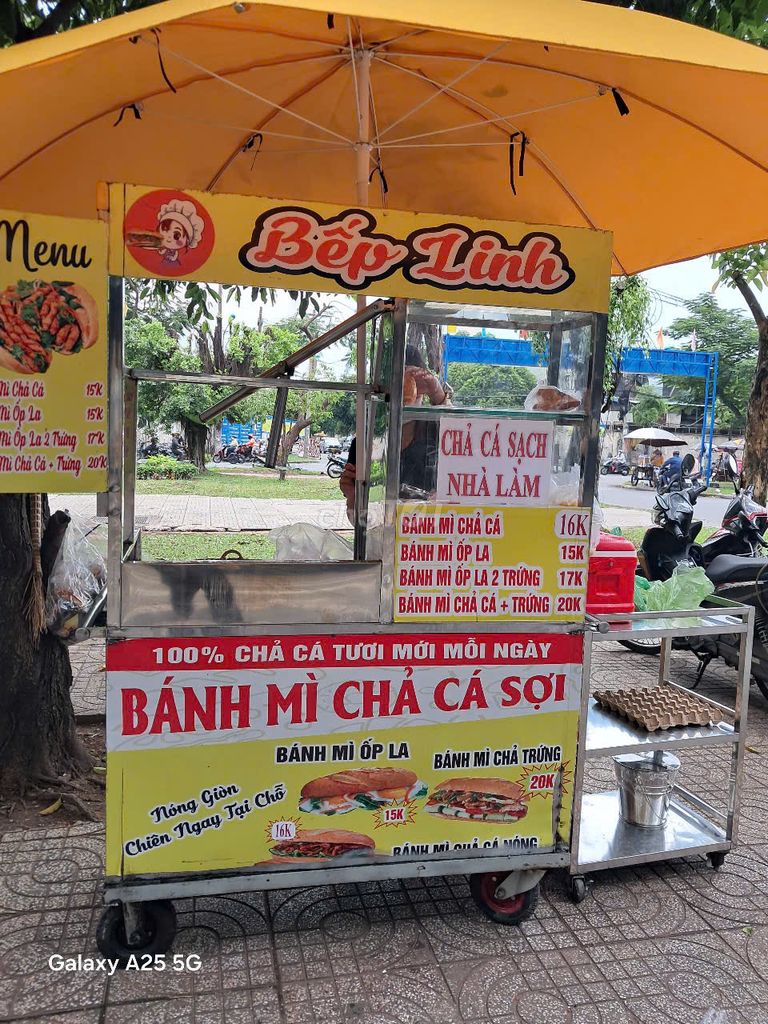 Pass lại xe bánh mì chả cá kèm đồ nghề mới 98%. Mua bán Đồ chuyên dụng, Giống nuôi trồng tại Quận Tân Phú Tp Hồ Chí Minh được đăng bởi Tên chưa cung cấp hình 1