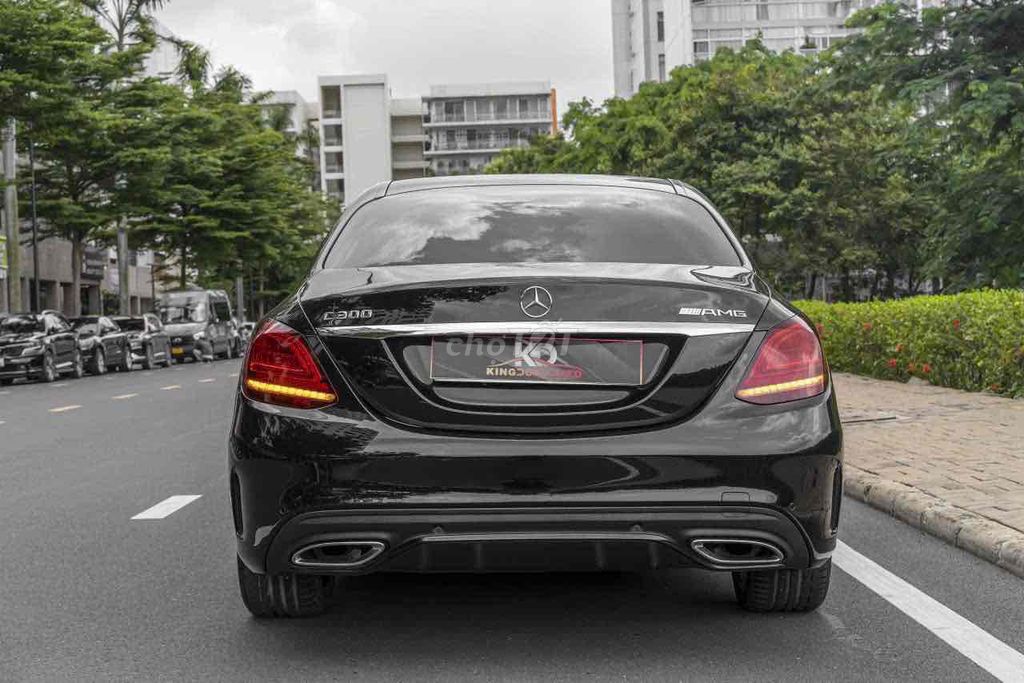 C300_AMG facelift model 2020 màu đen siêu ngầu. Mua bán Ô tô tại Quận 7 Tp Hồ Chí Minh được đăng bởi Dương Phương hình 6