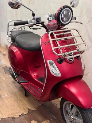 Piaggio Vespa Bản Đặc Biệt LXV125 2014 . BSTP