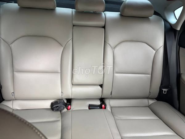 Kia Cerato 1.6 Luxury 2020, 1 chủ từ đầu. Mua bán Ô tô tại Thành phố Thuận An Bình Dương được đăng bởi Trung Phạm hình 4