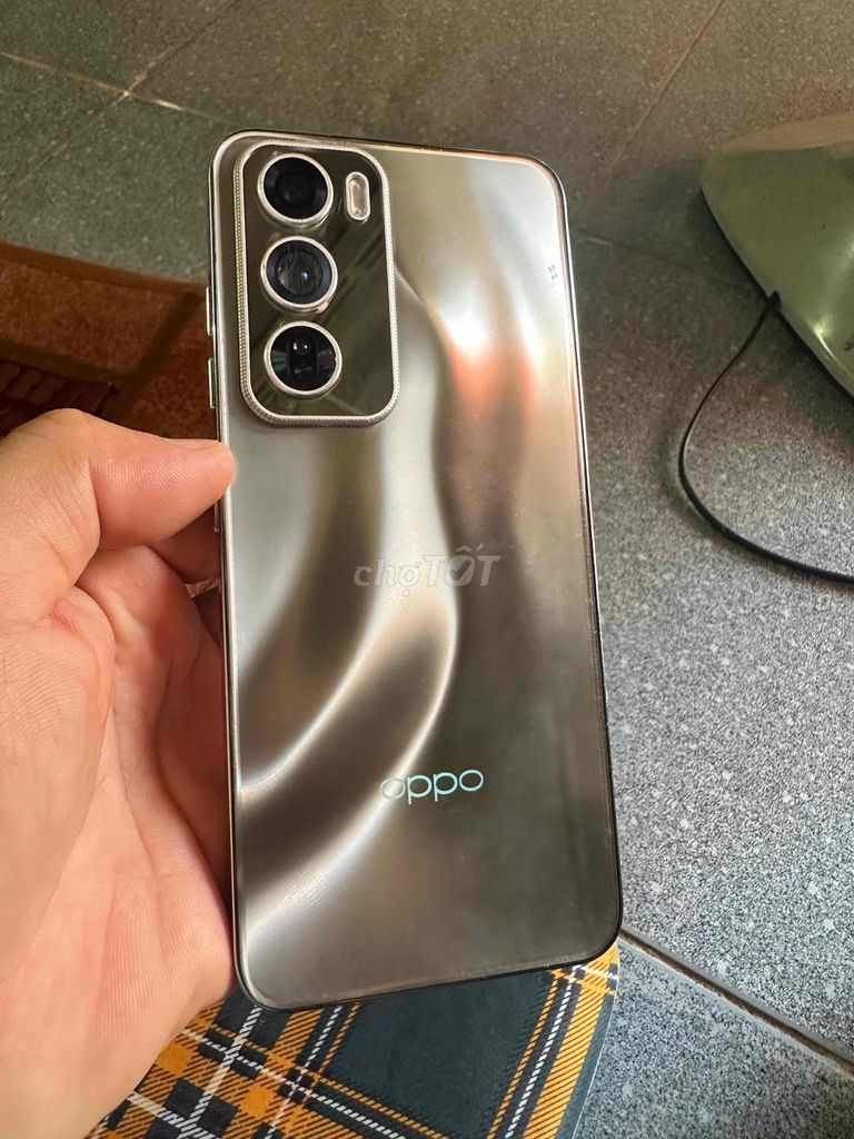 Oppo Reno 12 Pro 16GB/1024GB Bạc Like New. Mua bán Điện thoại tại Huyện Châu Thành Bến Tre được đăng bởi Quoc Ky hình 1