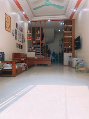 Bán nhà Quang Tiến, 5 tầng, nội thất, gần ô tô, 6.9 tỷ
