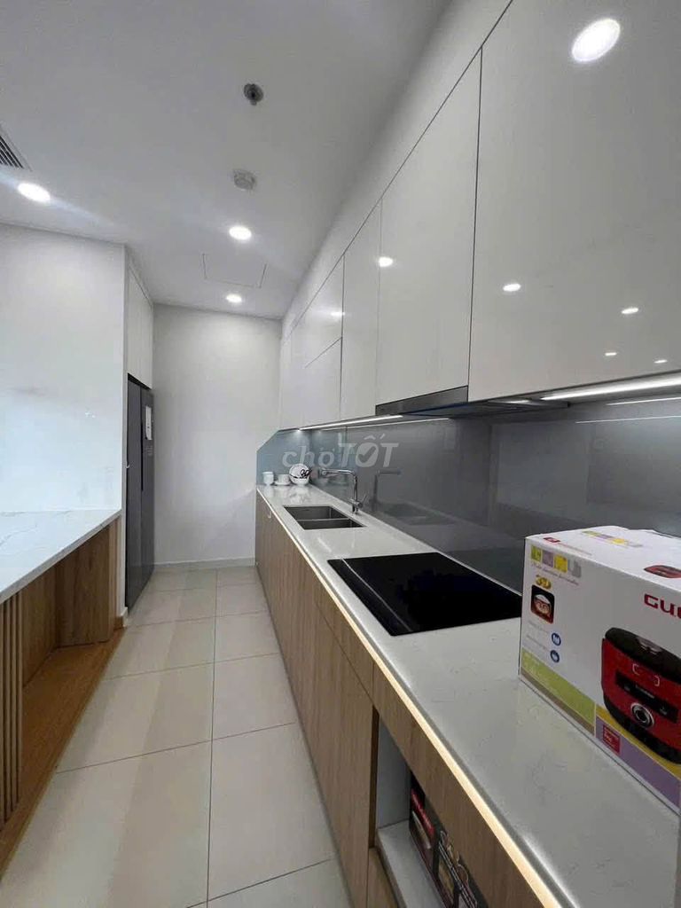 3-комнатная квартира в The ZEI Plaza Ле Дык Тхо, 104м2, с мебелью