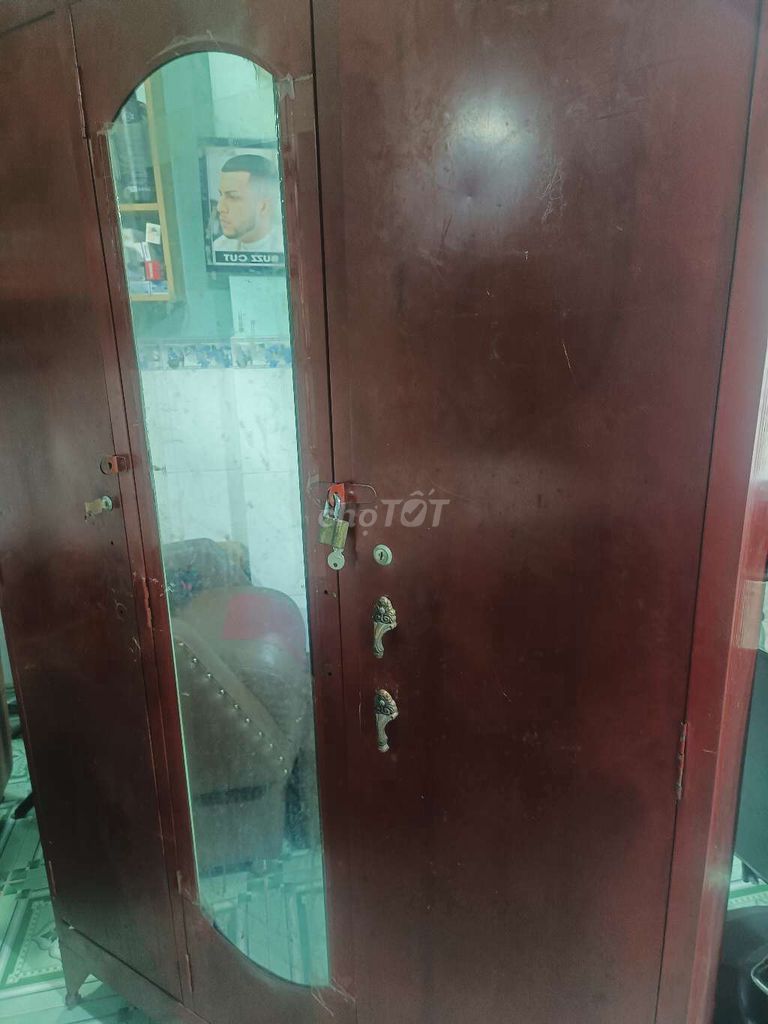 Tủ quần áo Sắt Nâu đỏ 3 cánh. Mua bán Tủ, kệ gia đình tại Thành phố Tân An Long An được đăng bởi Phạm Phương hình 1