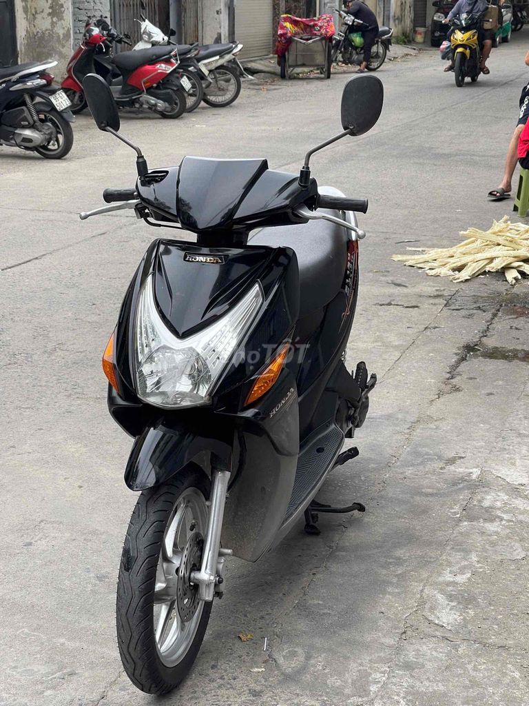 honda click đen xe đẹp như mới máy nguyên zin. Mua bán Xe máy tại Quận Nam Từ Liêm Hà Nội được đăng bởi Lan Phương hình 2