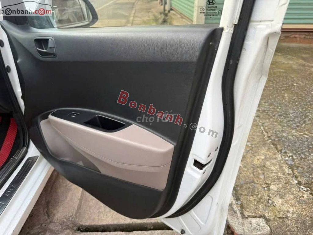 Hyundai i10 Grand 1.2 MT Base 2017 - 169 Triệu. Mua bán Ô tô tại Thành phố Long Khánh Đồng Nai được đăng bởi hoàng nam phát hình 4