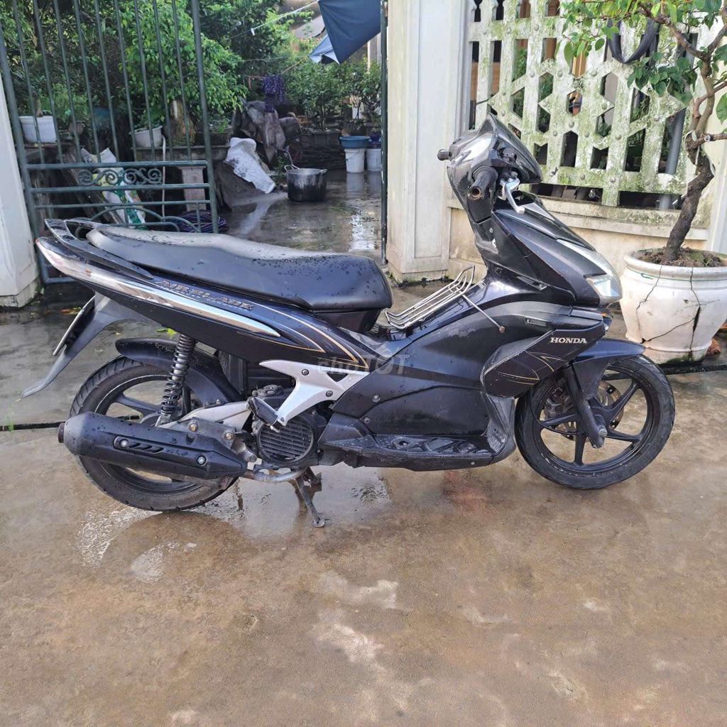 Do không có nhu cầu sử dụng xe ga muốn bán. Mua bán Xe máy tại Huyện Nam Trực Nam Định được đăng bởi Lam anh hình 2