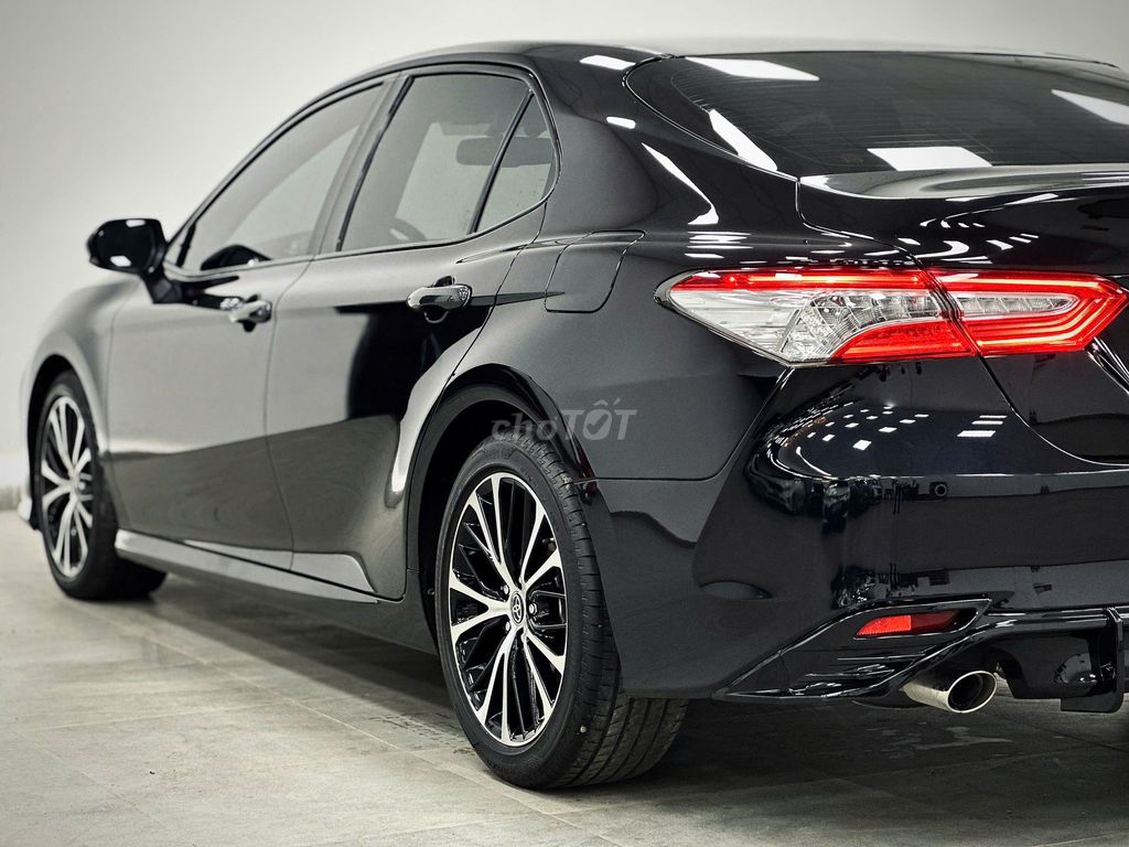Toyota Camry 2.5Q Model 2022 siêu cọp. Mua bán Ô tô tại Quận 11 Tp Hồ Chí Minh được đăng bởi Kim Ngân Xe Lướt hình 7