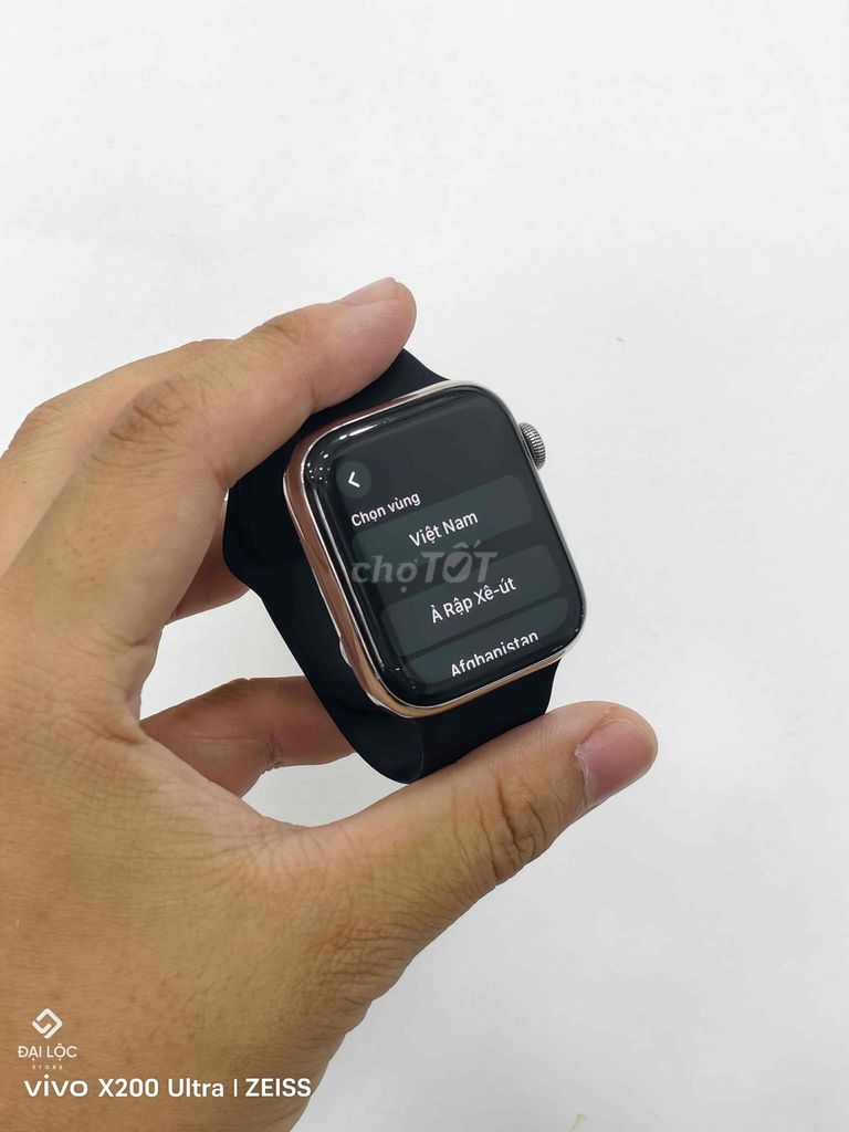 Apple Watch S4 44mm LTE Thép 98%. Mua bán Thiết bị đeo thông minh tại Thành phố Sóc Trăng Sóc Trăng được đăng bởi Mạch Đại Lộc hình 1