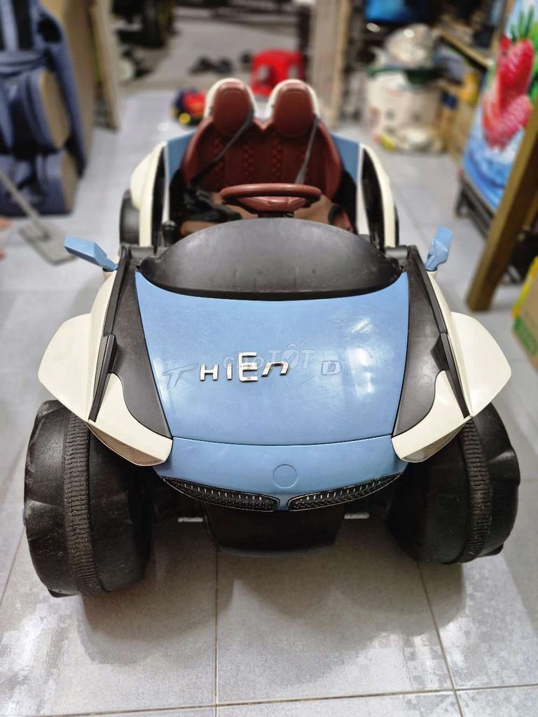 Xe ô tô điện 4 động cơ đang dùng tốt cho bé. Mua bán Mẹ và bé tại Thành phố Thủ Đức Tp Hồ Chí Minh được đăng bởi Lạc Lạc hình 1