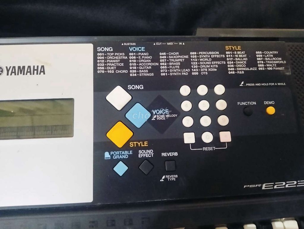 Đàn organ điện tử Yamaha PSR-E223 Đen. Mua bán Nhạc cụ tại Huyện Cầu Ngang Trà Vinh được đăng bởi Phạm Thanh Tâm hình 1