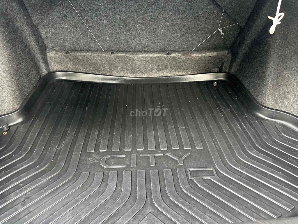 : Honda City 1.5 RS 2022 - 51K 20964 2. Odo: 47.00. Mua bán Ô tô tại Thành phố Dĩ An Bình Dương được đăng bởi Huy Luân Auto hình 10