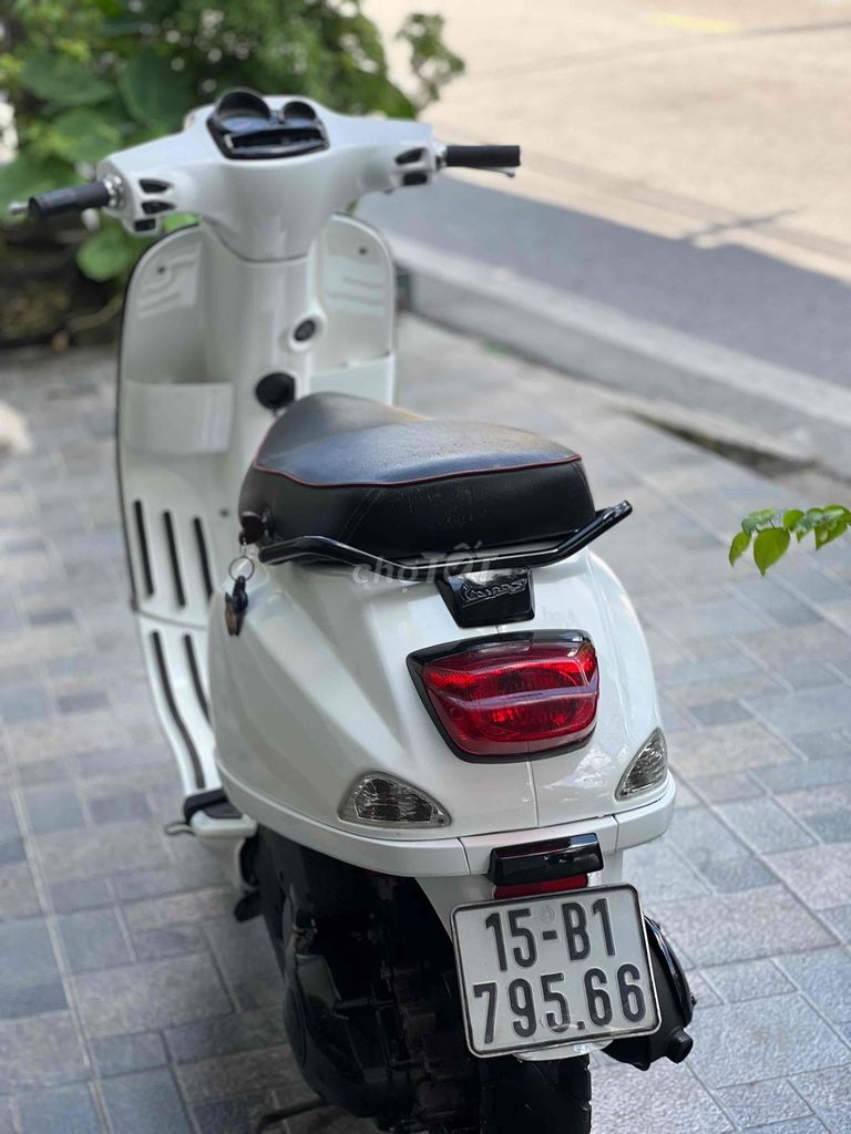 Vespa 125 Sport 3Vie sản xuất 2013. Mua bán Xe máy tại Huyện An Dương Hải Phòng được đăng bởi PHÚ hình 2