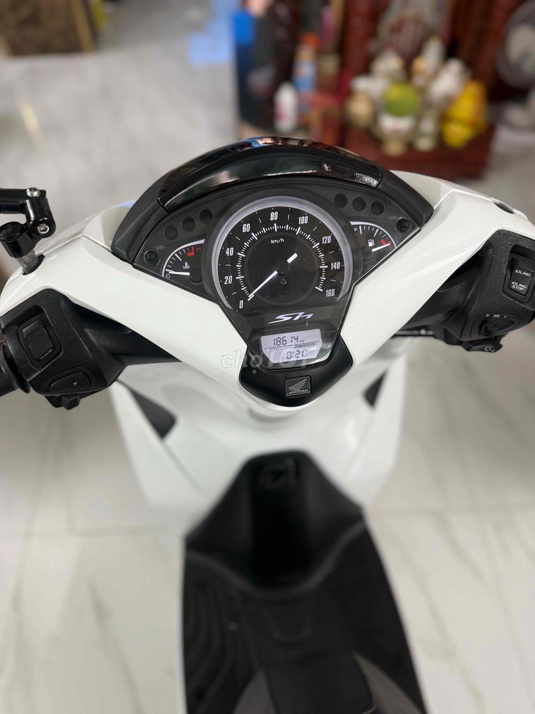 Honda SH 125 2019 Sporty Trắng đen GÓP CẦN CCCD. Mua bán Xe máy tại Quận Ninh Kiều Cần Thơ được đăng bởi XE MÁY HOÀNG YẾN hình 4