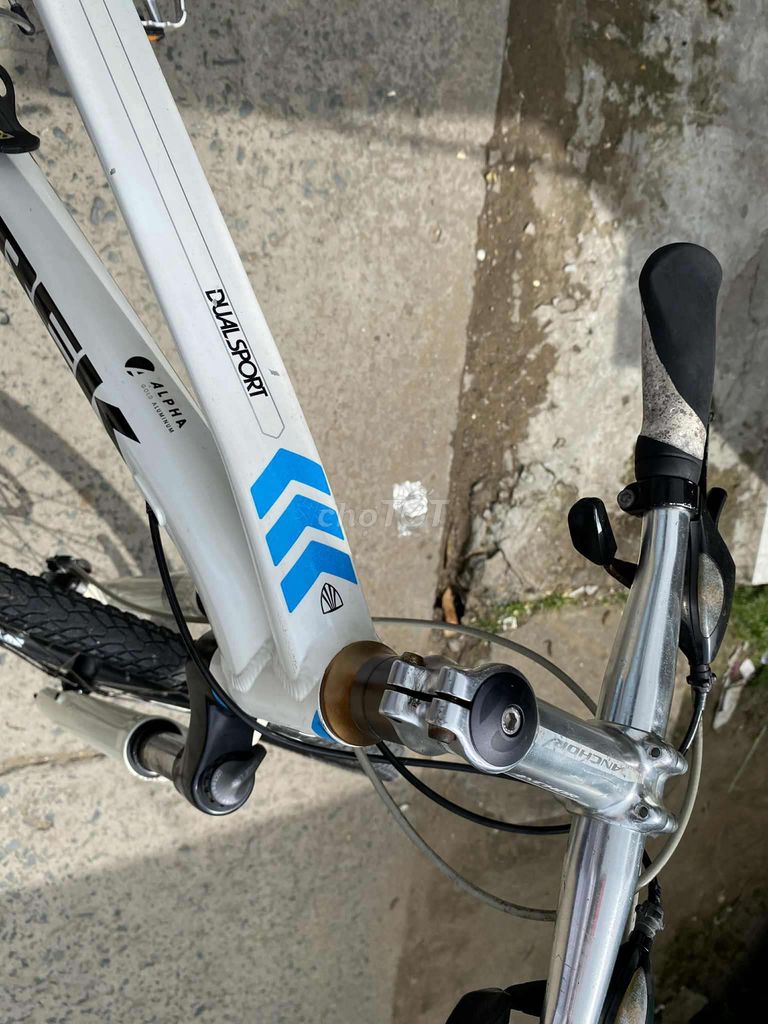 Xe đạp thể thao Mỹ Trek 8.3 DS 2014. Mua bán Xe đạp tại Thành phố Hồng Ngự Đồng Tháp được đăng bởi Lê  Bằng hình 6