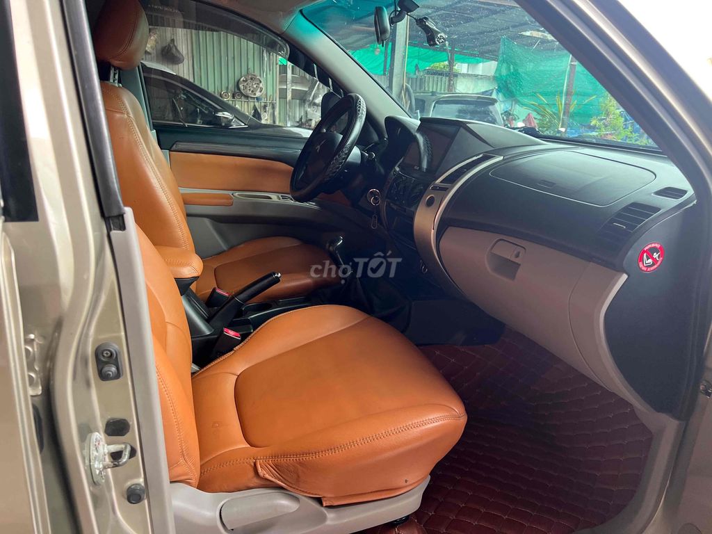 Mitsubishi Pajero Sport 2016 G 4x2 AT - 156000 km. Mua bán Ô tô tại Huyện Hóc Môn Tp Hồ Chí Minh được đăng bởi T hình 6