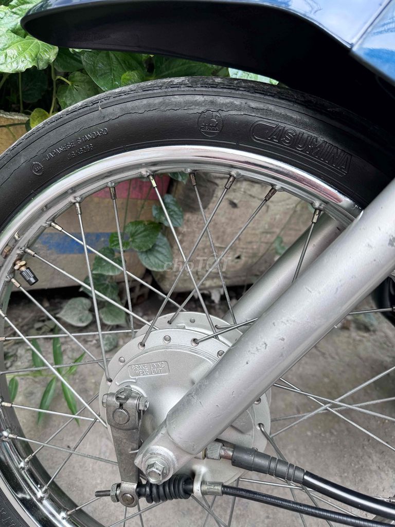 Suzuki Viva 2002 Xanh dương 24.000km. Mua bán Xe máy tại Quận 7 Tp Hồ Chí Minh được đăng bởi anh bảy hình 20