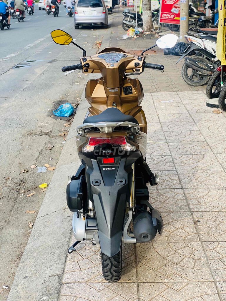 AB 2018 khoá smarkey siêu đẹp chuẩn 24k km zin✅. Mua bán Xe máy tại Quận Ninh Kiều Cần Thơ được đăng bởi Hiếu Xe máy Tân Liên Hưng 2 hình 6