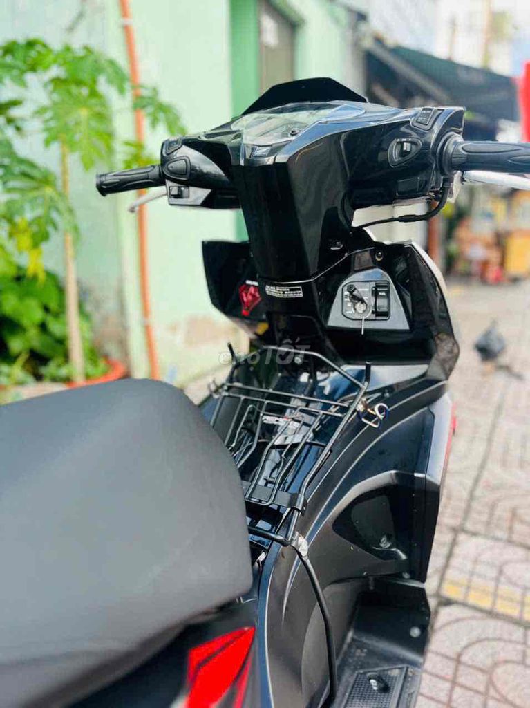 AB125 2017 ĐEN BSTP - XE LENG KENG - GÓP ĐƯA 0đ. Mua bán Xe máy tại Quận 8 Tp Hồ Chí Minh được đăng bởi XE MÁY NGUYỄN MINH SƠN hình 5