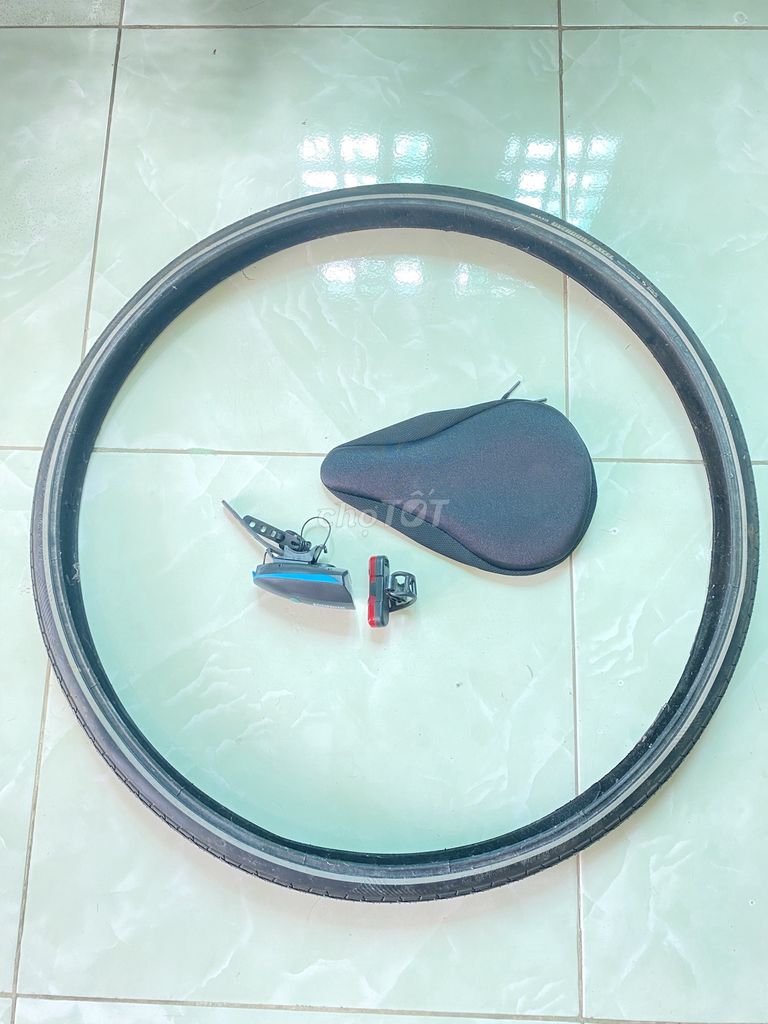 Không còn nhu cầu sử dụng cần bán Giant Escape 3. Mua bán Xe đạp tại Huyện Phú Vang Thừa Thiên Huế được đăng bởi Hoàng Văn Hạnh hình 5