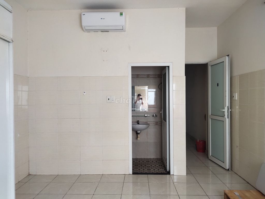 🏠 Phòng máy lạnh riêng chỉ 2,5 triệu tại Tân Bình – Dọn vào ở ngay!