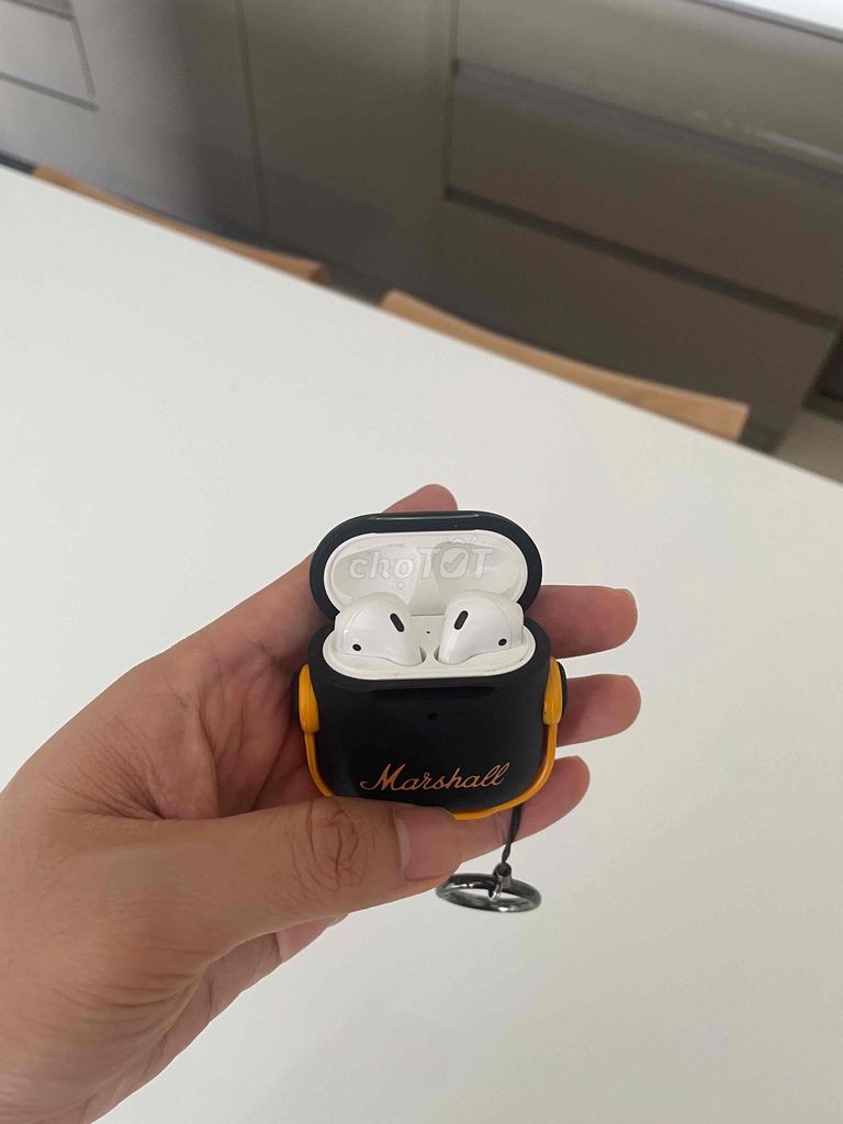 Apple AirPods Gen 2 Trắng Đã sử dụng. Mua bán Tivi, Âm thanh tại Thành phố Thủ Đức Tp Hồ Chí Minh được đăng bởi Trần Hạo hình 1