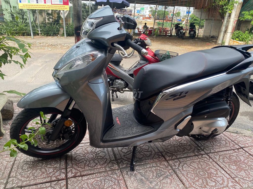 Honda SH 300i 2017 Xám Đã sử dụng. Mua bán Xe máy tại Huyện Bình Chánh Tp Hồ Chí Minh được đăng bởi Tài MC hình 2