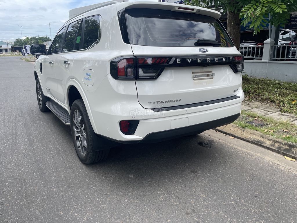 Ford Everest 2023 Titanium+ 2.0 AT 4x4 - 35000 km. Mua bán Ô tô tại Thành phố Phan Thiết Bình Thuận được đăng bởi Nhựt hình 6