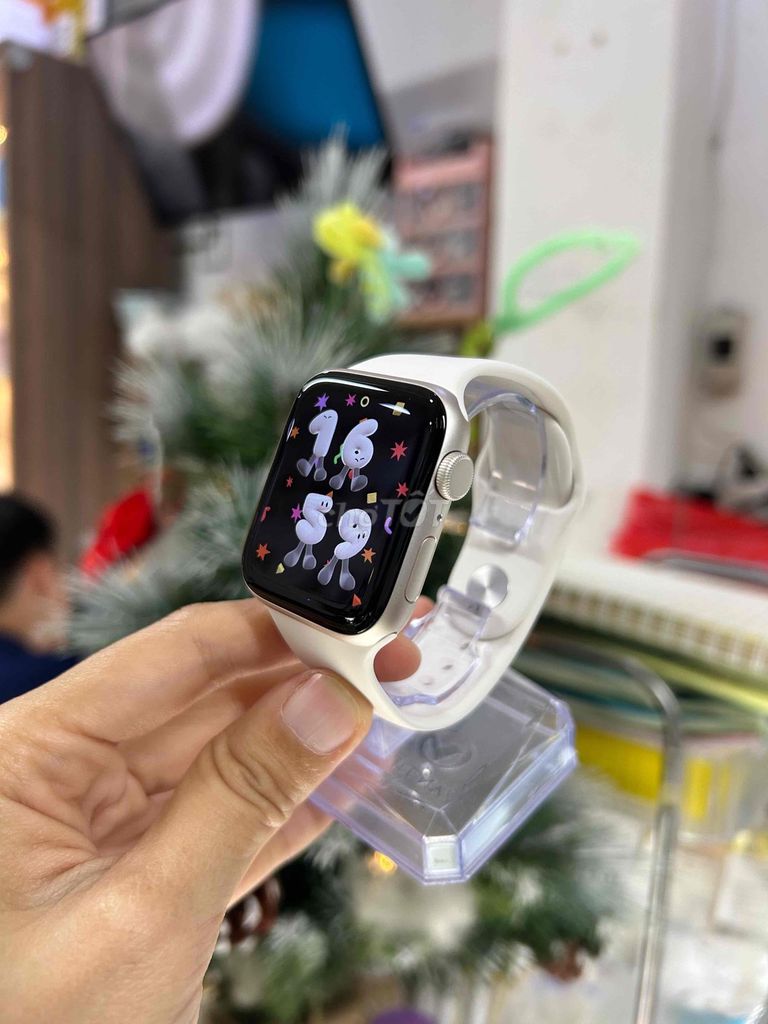 Apple Watch SE 3 44mm Starlight 99%. Mua bán Thiết bị đeo thông minh tại Quận 5 Tp Hồ Chí Minh được đăng bởi A C V N hình 1