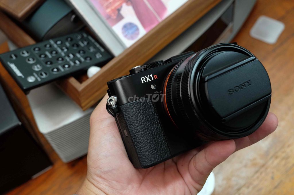 Máy ảnh Sony RX1R II. Mua bán Máy ảnh, Máy quay tại Quận 10 Tp Hồ Chí Minh được đăng bởi Quang hình 1