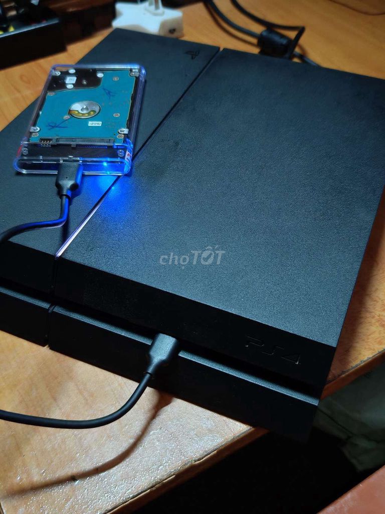 PS4 hắc ám Fat 1200 2TB. Mua bán Thiết bị chơi game tại Thành phố Buôn Ma Thuột Đắk Lắk được đăng bởi Nguyễn Linh hình 1