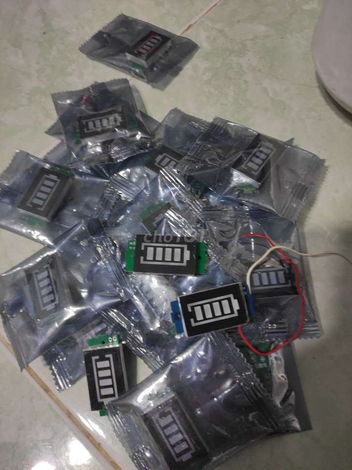 Mạch báo dung lượng pin 18650 Đen, xanh lá. Mua bán Linh kiện (RAM, Card...) tại Quận 5 Tp Hồ Chí Minh được đăng bởi Thành hình 1