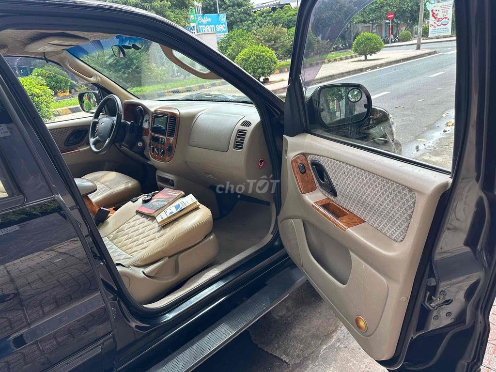 Ford Escape 2005 2.3 AT - 120000 km. Mua bán Ô tô tại Quận Tân Phú Tp Hồ Chí Minh được đăng bởi đức hữu  hình 6
