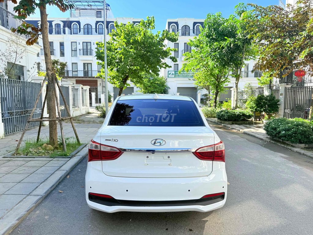 Hyundai Grand i10 2018 Sedan 1.2 MT - 120000 km. Mua bán Ô tô tại Thành phố Hòa Bình Hòa Bình được đăng bởi Bạch Vân Long hình 3